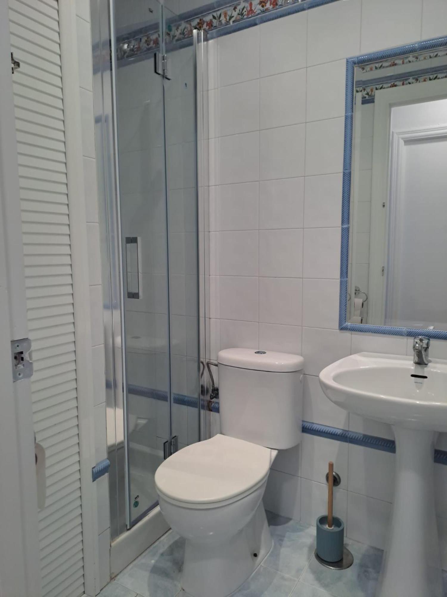 Apartamento Compartido Hab Privadas Playa De La Caleta Cádiz Exterior foto