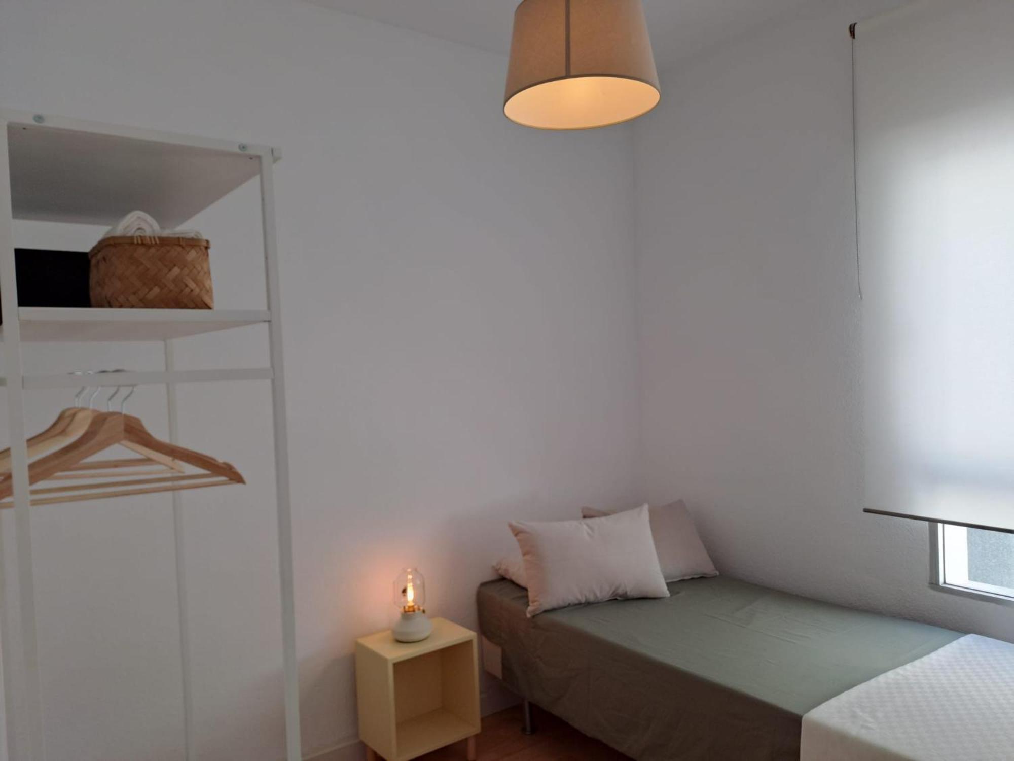 Apartamento Compartido Hab Privadas Playa De La Caleta Cádiz Exterior foto